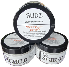 Load image into Gallery viewer, Body Scrub (Choose your Scent)