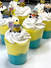 Load image into Gallery viewer, Holiday Bath Bomb Treats