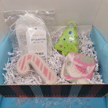 Load image into Gallery viewer, Bath Lovers Gift Set
