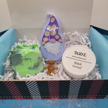 Load image into Gallery viewer, Soak, Wash &amp; Hydrate Gift Set
