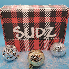 Load image into Gallery viewer, Premium Gift Box
